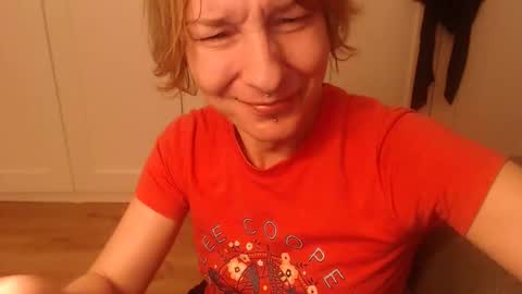 Snapshot of ifk_donkeysfr chatting on November 18, 2025, 8:46 pm Ifk Donkeys online show from November 18, 2025, 8:46 pm