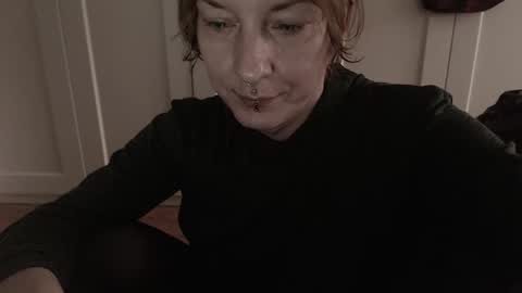 Snapshot of ifk_donkeysfr chatting on November 29, 2025, 12:19 pm Ifk Donkeys online show from November 29, 2025, 12:19 pm