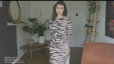 Belle online show from October 12, 2025, 10:03 am