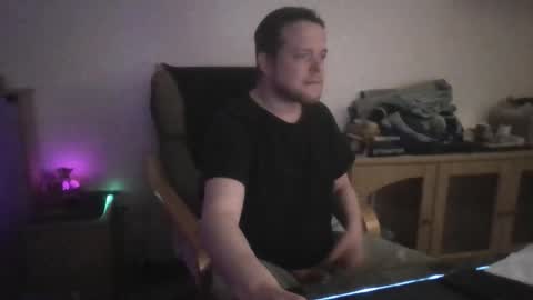 Snapshot of igaveyoupower chatting on February 25, 2026, 4:33 am igaveyoupower online show from February 25, 2026, 4:33 am