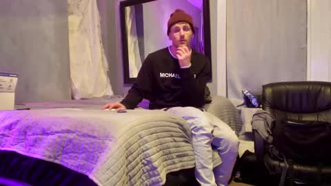 Snapshot of igetherwetter chatting on December 22, 2024, 5:34 am Amiri Roue online show from December 22, 2024, 5:34 am