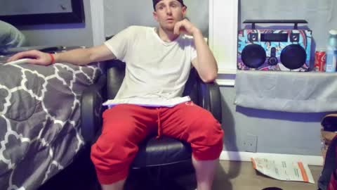 Snapshot of igetherwetter chatting on December 30, 2024, 12:32 am Amiri Roue online show from December 30, 2024, 12:32 am