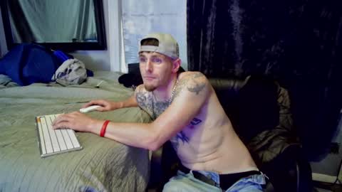 Snapshot of igetherwetter chatting on January 19, 2025, 1:22 pm Amiri Roue online show from January 19, 2025, 1:22 pm