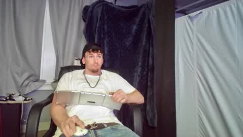 Snapshot of igetherwetter chatting on February 12, 2025, 8:16 am Amiri Roue online show from February 12, 2025, 8:16 am