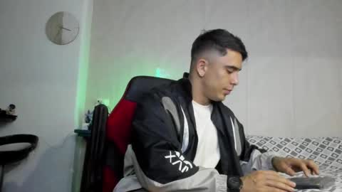 Snapshot of igor_scott chatting on December 27, 2024, 1:11 am Igor scott online show from December 27, 2024, 1:11 am