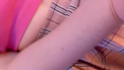 Emmy  help me reach 100 thumbs up online show from February 22, 2025, 5:55 am