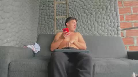 Iham online show from December 18, 2025, 3:07 pm