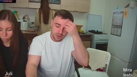 Julia and Mira online show from December 13, 2024, 4:16 pm