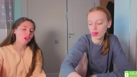 Julia and Mira online show from April 1, 2026, 5:52 am