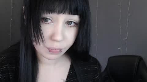 iiiiiiis online show from March 24, 2026, 1:27 pm