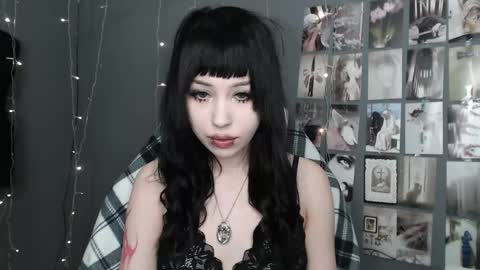 iiiiiiis online show from May 21, 2026, 1:40 pm