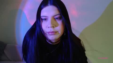 Vella online show from December 14, 2025, 11:42 pm