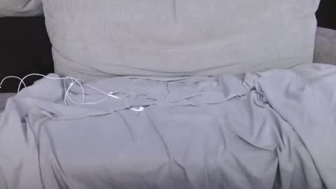 ijerkforuu456 online show from November 17, 2025, 7:03 am