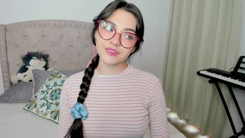 Maria online show from September 19, 2025, 7:47 pm