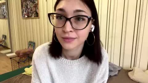 Snapshot of ilanafagle chatting on November 3, 2025, 9:10 am Asya online show from November 3, 2025, 9:10 am