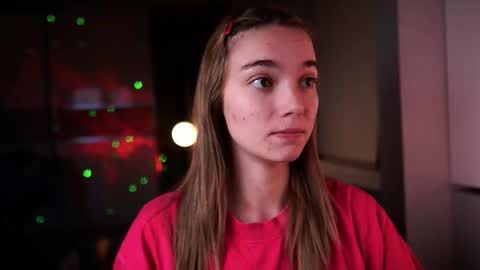 ileanacampbel online show from October 14, 2025, 4:24 am