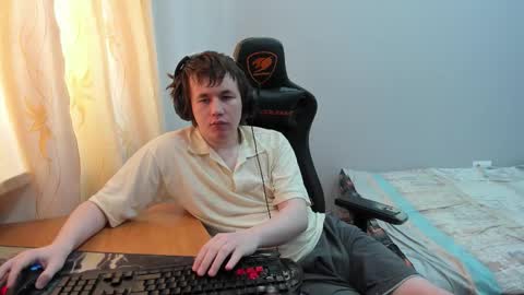 iliaskris online show from March 13, 2026, 8:32 am