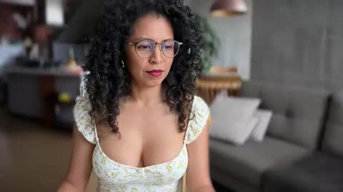 Snapshot of illaroom chatting on March 5, 2026, 9:11 pm Kloe online show from March 5, 2026, 9:11 pm