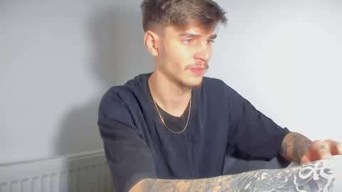 Snapshot of illusions888 chatting on November 19, 2025, 10:15 am D-Illusion online show from November 19, 2025, 10:15 am