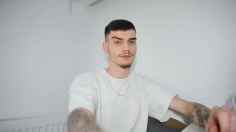 Snapshot of illusions888 chatting on November 26, 2025, 11:22 am D-Illusion online show from November 26, 2025, 11:22 am