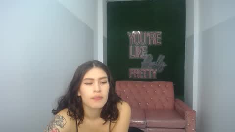 Anny online show from October 6, 2025, 12:24 pm