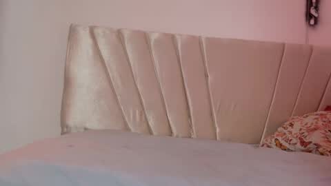 Snapshot of im_aurora_ chatting on October 17, 2025, 7:27 pm aurora online show from October 17, 2025, 7:27 pm