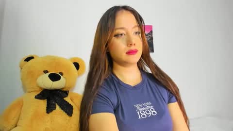 Snapshot of im_caro chatting on March 5, 2026, 3:13 am Caro online show from March 5, 2026, 3:13 am