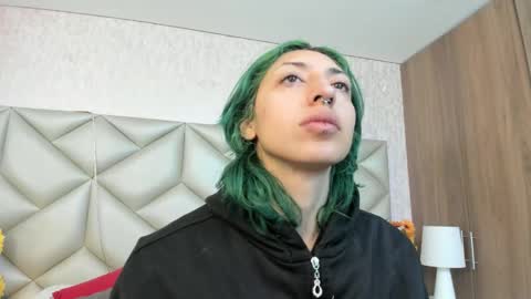  Im Gaia online show from November 19, 2025, 12:16 pm