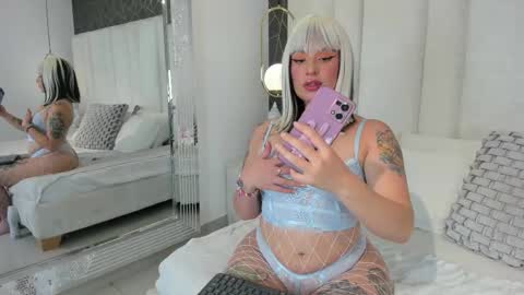 im_genesis online show from December 4, 2025, 8:50 pm