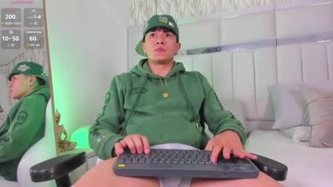 Snapshot of im_joel_ chatting on January 18, 2026, 5:11 am JOEL online show from January 18, 2026, 5:11 am