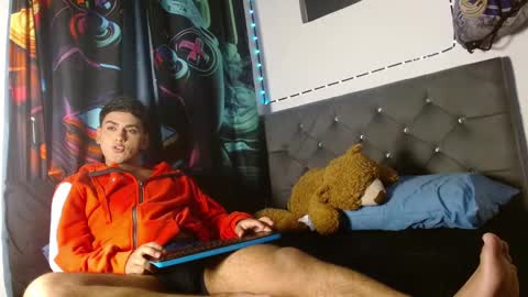 Snapshot of im_juanda chatting on November 10, 2025, 8:52 pm im_juanda online show from November 10, 2025, 8:52 pm