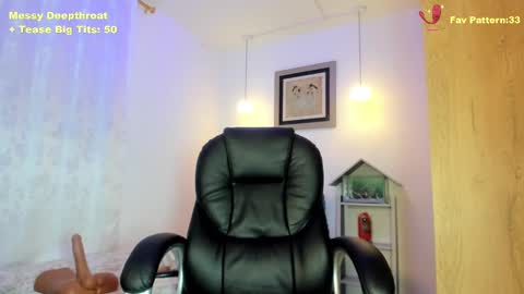 Karoline online show from January 26, 2025, 1:52 am