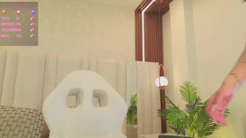 Katherine online show from March 13, 2026, 8:04 pm