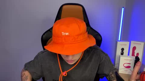 Laia online show from January 23, 2025, 5:24 am