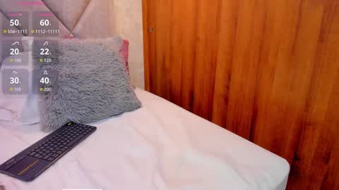 Manu  online show from December 4, 2025, 12:03 pm