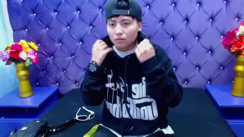 Snapshot of im_mathias chatting on January 8, 2025, 3:08 am mathias online show from January 8, 2025, 3:08 am