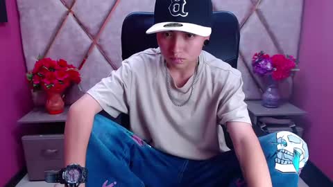 Snapshot of im_mathias chatting on February 12, 2025, 3:07 am mathias online show from February 12, 2025, 3:07 am