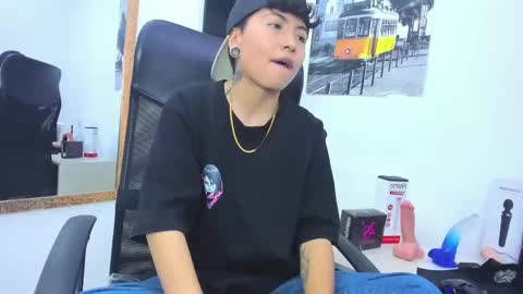 Snapshot of im_mathias chatting on September 19, 2025, 9:26 pm mathias online show from September 19, 2025, 9:26 pm