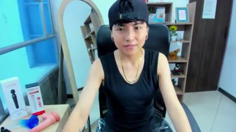 Snapshot of im_mathias chatting on September 28, 2025, 5:51 pm mathias online show from September 28, 2025, 5:51 pm