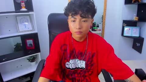 Snapshot of im_mathias chatting on October 30, 2025, 10:54 pm mathias online show from October 30, 2025, 10:54 pm