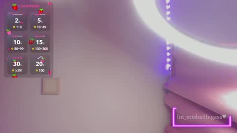Snapshot of im_miabigass chatting on December 9, 2024, 1:51 am Mishell Martinez INSTAGRAM im mishellbigass online show from December 9, 2024, 1:51 am
