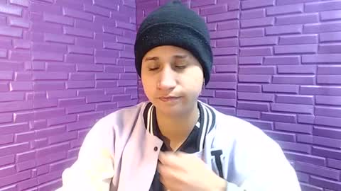 im_milan_rs online show from January 18, 2025, 6:45 am