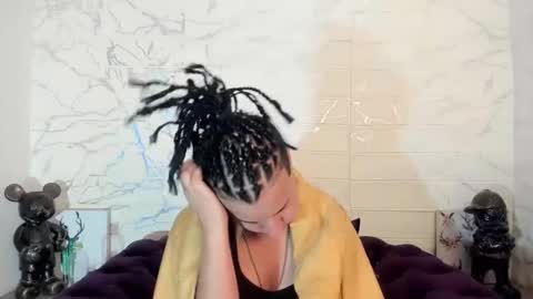 im_milan_rs online show from February 27, 2025, 6:40 am