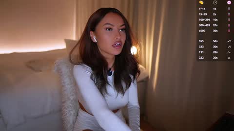 Snapshot of im_milla chatting on February 8, 2025, 2:27 pm Milla online show from February 8, 2025, 2:27 pm