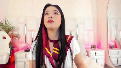 Snapshot of im_nika_ chatting on October 23, 2025, 12:26 pm Nika online show from October 23, 2025, 12:26 pm