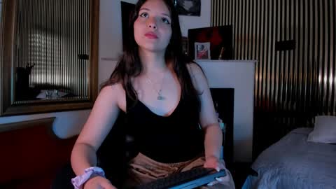 KAREN online show from May 21, 2026, 7:43 pm