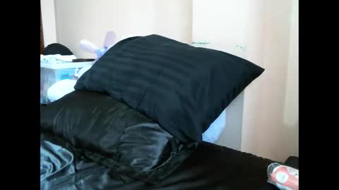 im_your_secret online show from November 20, 2025, 3:28 am