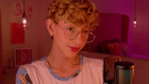 Damiano online show from October 29, 2025, 9:27 pm