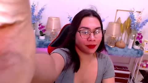 Ashley online show from February 13, 2025, 6:48 pm