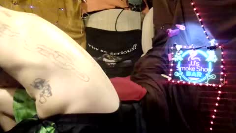 Snapshot of imglorious1 chatting on February 2, 2025, 11:51 am JJ online show from February 2, 2025, 11:51 am